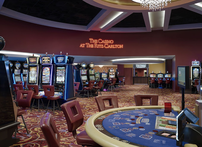 Casino at the Ritz-Carlton Aruba