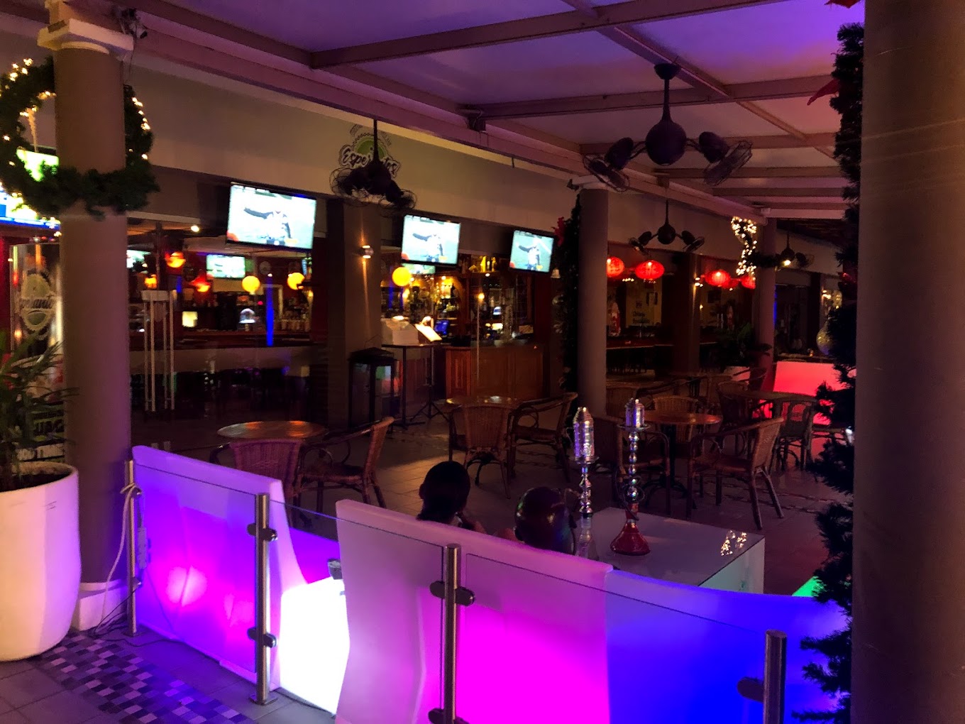 Esperanto's Cocktail Lounge & Sports Bar